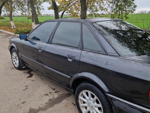 Черный Ауди 80, объемом двигателя 2.3 л и пробегом 230 тыс. км за 2200 $, фото 3 на Automoto.ua