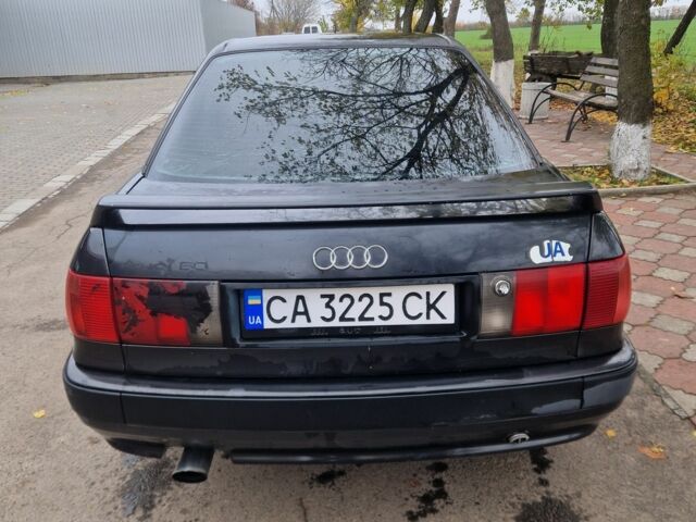 Черный Ауди 80, объемом двигателя 2.3 л и пробегом 230 тыс. км за 2200 $, фото 2 на Automoto.ua