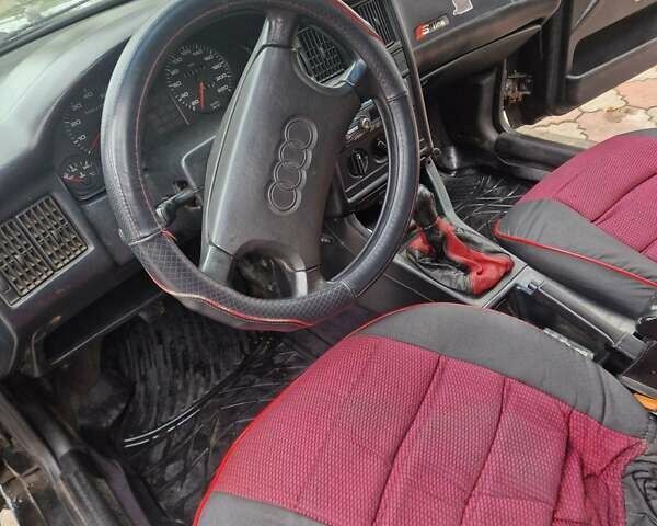 Черный Ауди 80, объемом двигателя 2.3 л и пробегом 230 тыс. км за 2200 $, фото 4 на Automoto.ua