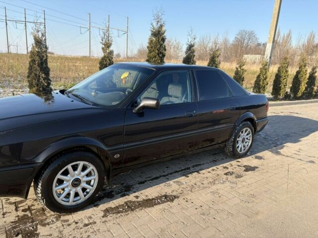 Черный Ауди 80, объемом двигателя 2.3 л и пробегом 286 тыс. км за 1800 $, фото 2 на Automoto.ua