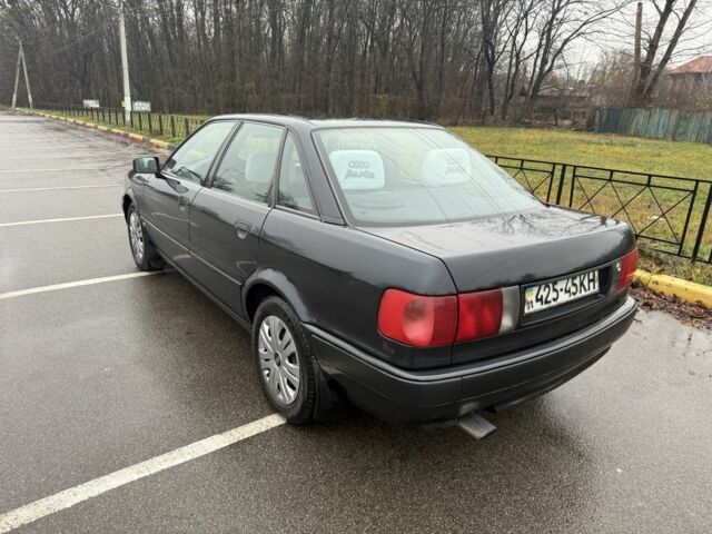 Черный Ауди 80, объемом двигателя 2 л и пробегом 320 тыс. км за 2600 $, фото 4 на Automoto.ua