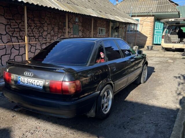 Черный Ауди 80, объемом двигателя 2.3 л и пробегом 320 тыс. км за 2376 $, фото 2 на Automoto.ua