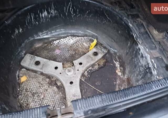 Черный Ауди 80, объемом двигателя 2 л и пробегом 240 тыс. км за 2200 $, фото 37 на Automoto.ua