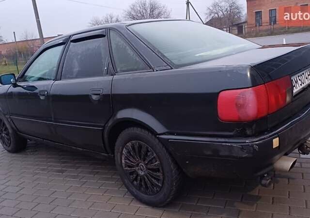 Черный Ауди 80, объемом двигателя 2 л и пробегом 240 тыс. км за 2200 $, фото 8 на Automoto.ua