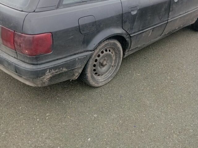 Черный Ауди 80, объемом двигателя 1.9 л и пробегом 400 тыс. км за 472 $, фото 7 на Automoto.ua