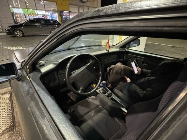 Черный Ауди 80, объемом двигателя 2 л и пробегом 3 тыс. км за 1100 $, фото 5 на Automoto.ua