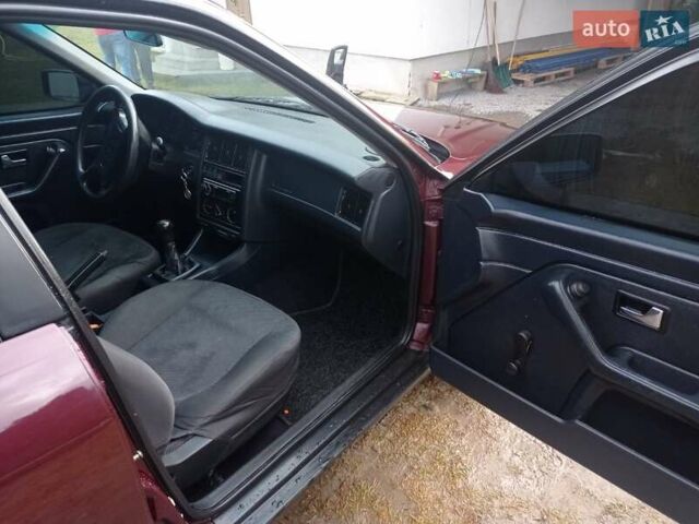 Фиолетовый Ауди 80, объемом двигателя 2 л и пробегом 410 тыс. км за 2500 $, фото 10 на Automoto.ua