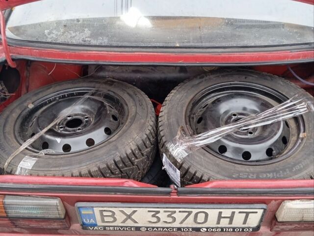 Червоний Ауді 80, об'ємом двигуна 1.6 л та пробігом 2 тис. км за 999 $, фото 2 на Automoto.ua