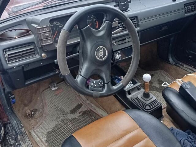 Червоний Ауді 80, об'ємом двигуна 1.6 л та пробігом 2 тис. км за 999 $, фото 5 на Automoto.ua