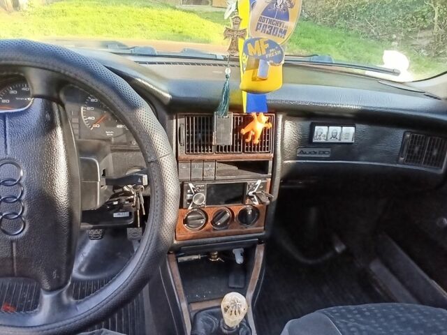 Красный Ауди 80, объемом двигателя 1.8 л и пробегом 400 тыс. км за 1800 $, фото 10 на Automoto.ua