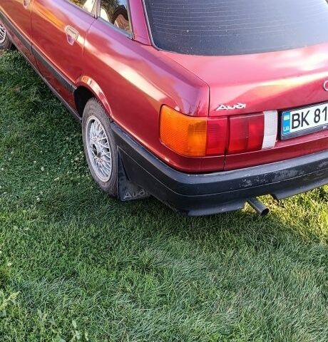Красный Ауди 80, объемом двигателя 1.8 л и пробегом 400 тыс. км за 1800 $, фото 3 на Automoto.ua