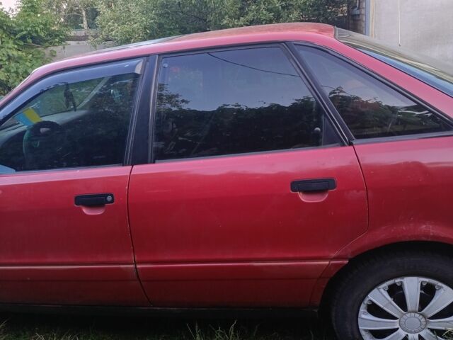 Красный Ауди 80, объемом двигателя 1.8 л и пробегом 400 тыс. км за 1100 $, фото 6 на Automoto.ua