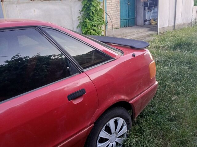 Красный Ауди 80, объемом двигателя 1.8 л и пробегом 400 тыс. км за 1100 $, фото 5 на Automoto.ua