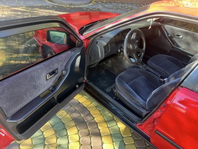 Красный Ауди 80, объемом двигателя 2 л и пробегом 360 тыс. км за 1800 $, фото 7 на Automoto.ua