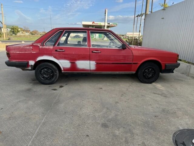 Ауди 80 1983 в Одессе на Automoto.ua Красный Ауди 80, объемом двигателя 0 л и пробегом 300 тыс. км за 800 $, фото 2 на Automoto.ua