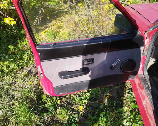 Червоний Ауді 80, об'ємом двигуна 1.6 л та пробігом 300 тис. км за 950 $, фото 8 на Automoto.ua