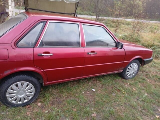 Красный Ауди 80, объемом двигателя 0 л и пробегом 300 тыс. км за 598 $, фото 1 на Automoto.ua