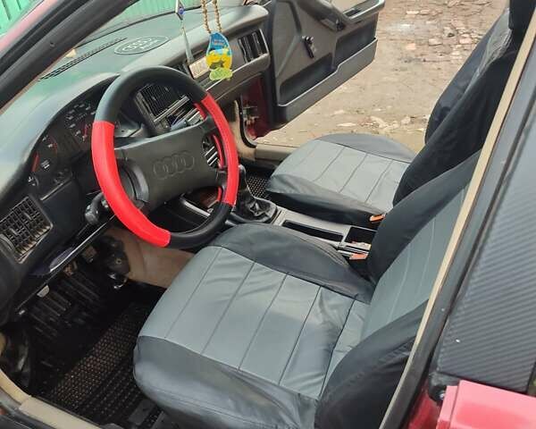 Красный Ауди 80, объемом двигателя 1.8 л и пробегом 280 тыс. км за 1600 $, фото 5 на Automoto.ua