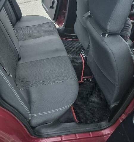 Красный Ауди 80, объемом двигателя 1.8 л и пробегом 185 тыс. км за 3100 $, фото 11 на Automoto.ua