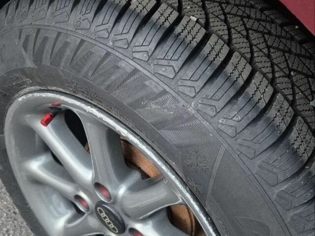 Красный Ауди 80, объемом двигателя 1.8 л и пробегом 185 тыс. км за 3100 $, фото 7 на Automoto.ua