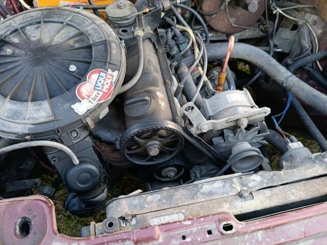 Червоний Ауді 80, об'ємом двигуна 1.8 л та пробігом 111 тис. км за 1200 $, фото 6 на Automoto.ua