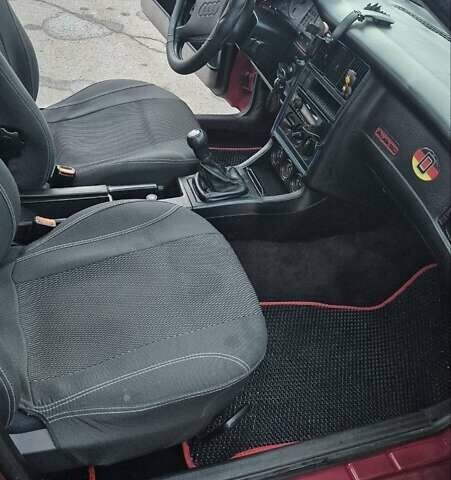 Красный Ауди 80, объемом двигателя 1.8 л и пробегом 185 тыс. км за 3100 $, фото 9 на Automoto.ua