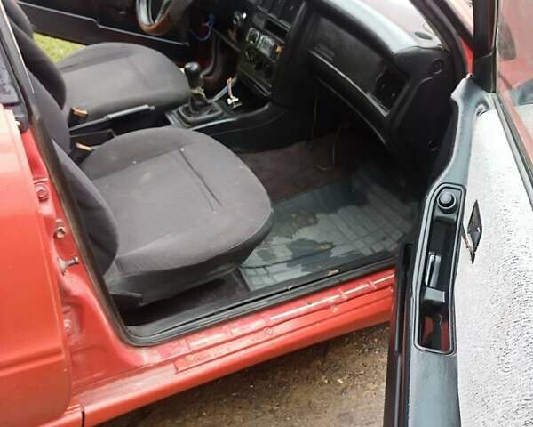Красный Ауди 80, объемом двигателя 0 л и пробегом 435 тыс. км за 1550 $, фото 4 на Automoto.ua