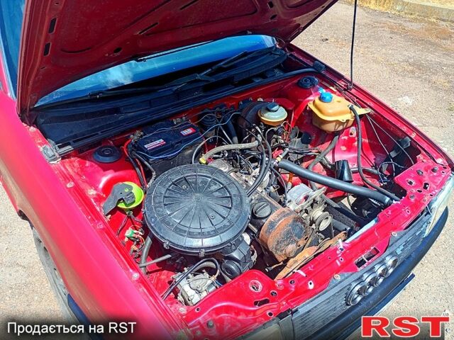 Красный Ауди 80, объемом двигателя 1.8 л и пробегом 0 тыс. км за 850 $, фото 4 на Automoto.ua