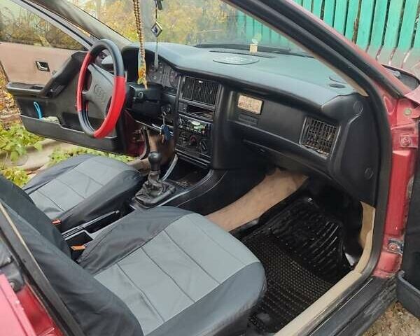 Красный Ауди 80, объемом двигателя 1.8 л и пробегом 280 тыс. км за 1600 $, фото 7 на Automoto.ua