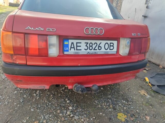 Червоний Ауді 80, об'ємом двигуна 1.8 л та пробігом 350 тис. км за 1250 $, фото 7 на Automoto.ua