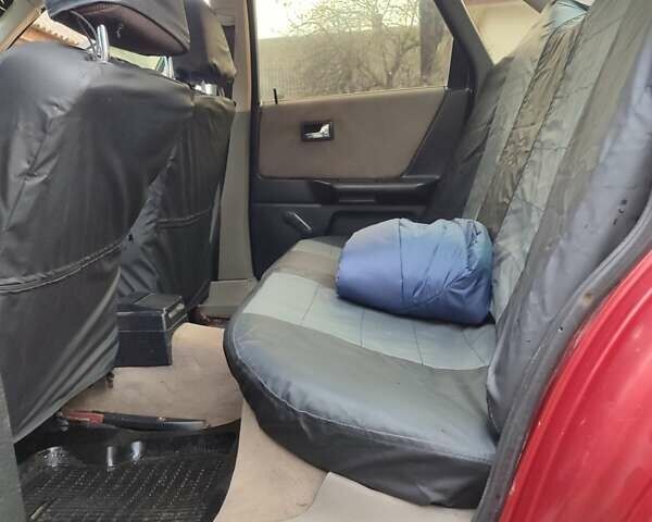 Красный Ауди 80, объемом двигателя 1.8 л и пробегом 280 тыс. км за 1600 $, фото 6 на Automoto.ua