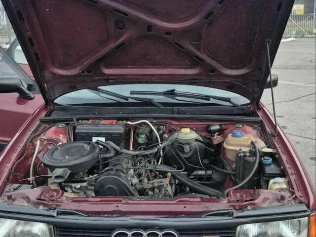 Червоний Ауді 80, об'ємом двигуна 1.8 л та пробігом 185 тис. км за 3000 $, фото 3 на Automoto.ua