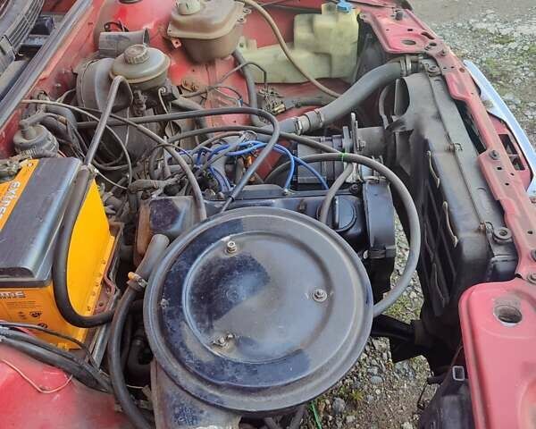 Красный Ауди 80, объемом двигателя 1.8 л и пробегом 350 тыс. км за 1250 $, фото 9 на Automoto.ua