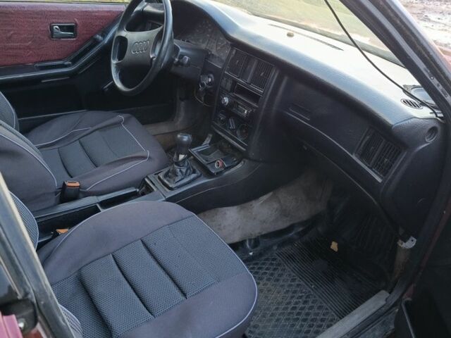 Червоний Ауді 80, об'ємом двигуна 1.8 л та пробігом 111 тис. км за 1200 $, фото 5 на Automoto.ua