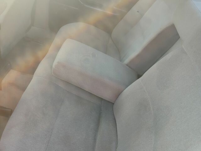 Червоний Ауді 80, об'ємом двигуна 1.8 л та пробігом 350 тис. км за 1250 $, фото 17 на Automoto.ua