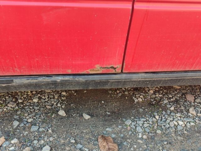 Червоний Ауді 80, об'ємом двигуна 1.8 л та пробігом 350 тис. км за 1250 $, фото 5 на Automoto.ua