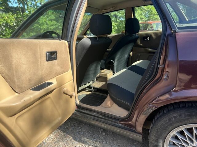 Красный Ауди 80, объемом двигателя 1.8 л и пробегом 450 тыс. км за 2000 $, фото 8 на Automoto.ua