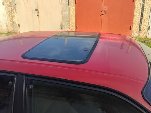 Червоний Ауді 80, об'ємом двигуна 1.8 л та пробігом 350 тис. км за 1250 $, фото 1 на Automoto.ua