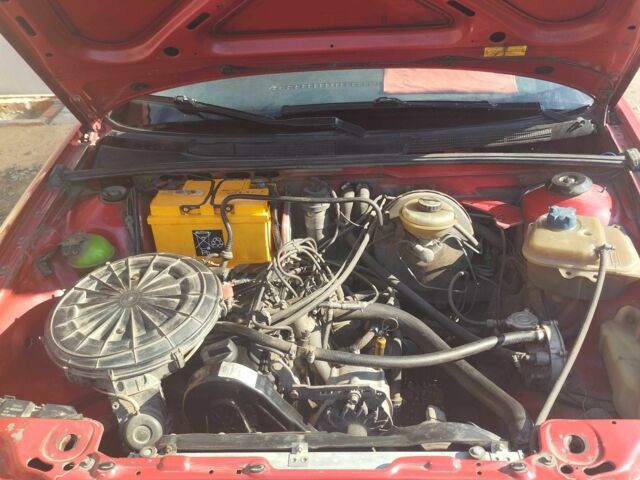 Красный Ауди 80, объемом двигателя 1.8 л и пробегом 250 тыс. км за 2500 $, фото 2 на Automoto.ua