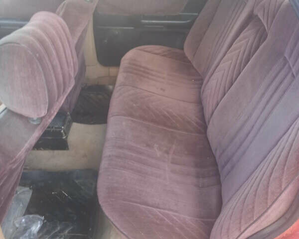 Червоний Ауді 80, об'ємом двигуна 1.8 л та пробігом 23 тис. км за 1400 $, фото 16 на Automoto.ua