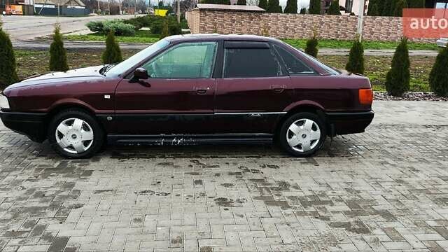 Красный Ауди 80, объемом двигателя 1.8 л и пробегом 281 тыс. км за 1500 $, фото 8 на Automoto.ua