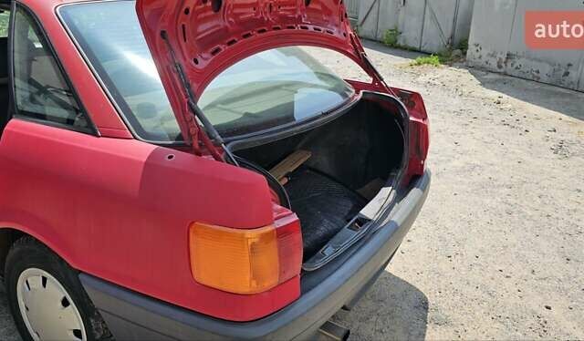 Красный Ауди 80, объемом двигателя 1.78 л и пробегом 130 тыс. км за 1700 $, фото 5 на Automoto.ua