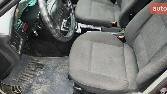 Красный Ауди 80, объемом двигателя 1.8 л и пробегом 281 тыс. км за 1500 $, фото 21 на Automoto.ua