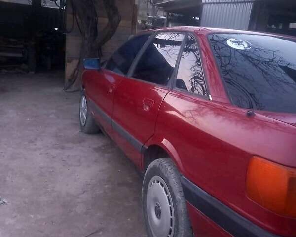 Красный Ауди 80, объемом двигателя 1.8 л и пробегом 43 тыс. км за 1250 $, фото 1 на Automoto.ua