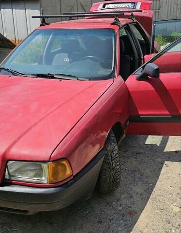 Красный Ауди 80, объемом двигателя 1.78 л и пробегом 130 тыс. км за 1700 $, фото 1 на Automoto.ua