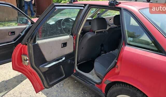 Красный Ауди 80, объемом двигателя 1.78 л и пробегом 130 тыс. км за 1700 $, фото 4 на Automoto.ua