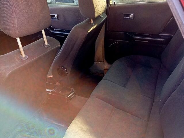 Красный Ауди 80, объемом двигателя 1.6 л и пробегом 50 тыс. км за 1300 $, фото 3 на Automoto.ua