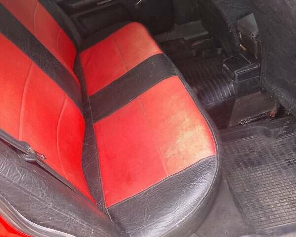 Красный Ауди 80, объемом двигателя 1.8 л и пробегом 318 тыс. км за 1650 $, фото 24 на Automoto.ua