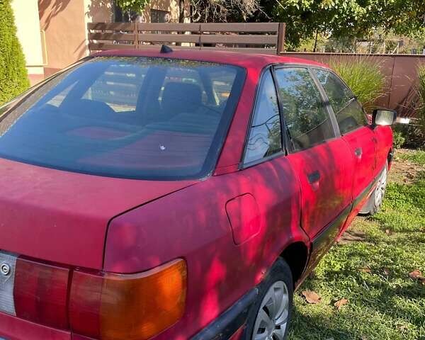 Ауди 80 1989 в Береговом на Automoto.ua Красный Ауди 80, объемом двигателя 1.8 л и пробегом 240 тыс. км за 1300 $, фото 3 на Automoto.ua