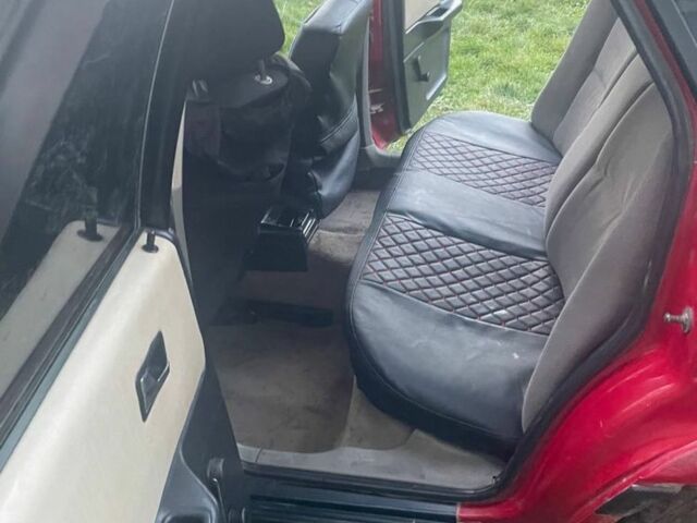 Красный Ауди 80, объемом двигателя 1.8 л и пробегом 2 тыс. км за 750 $, фото 3 на Automoto.ua